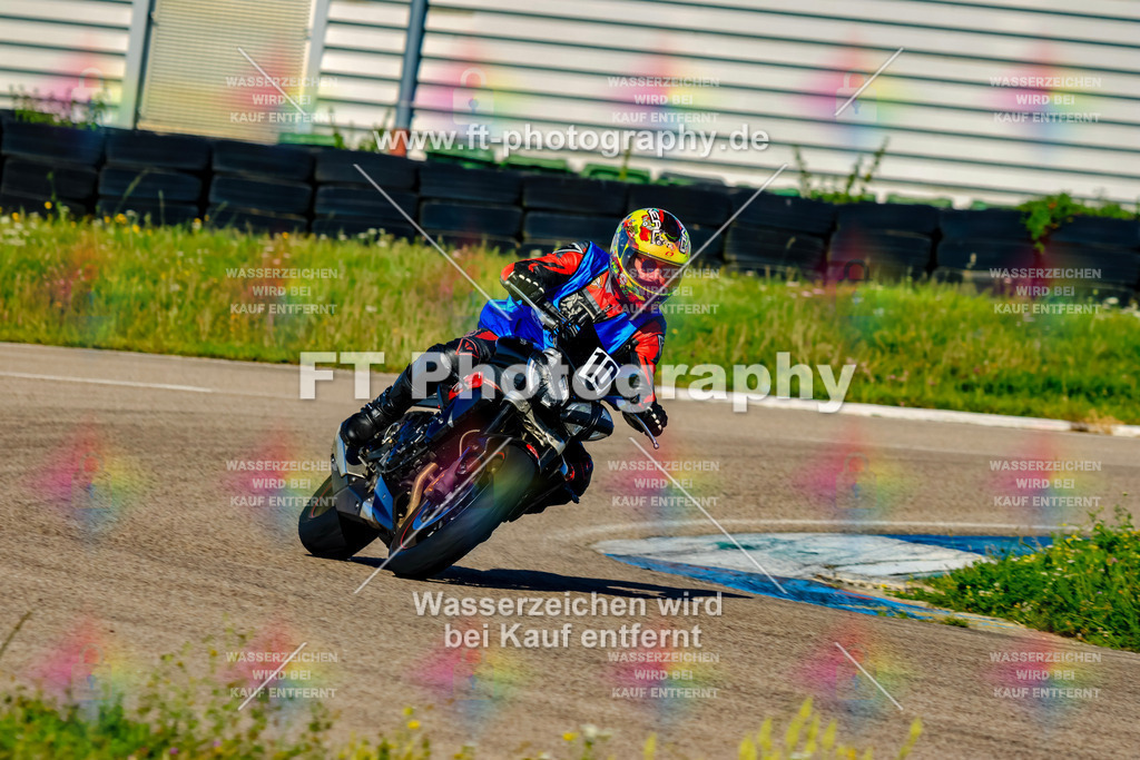 010-1712 | Hier findet Ihr Bilder von Touristenfahrten auf der Nürburgring Nordschleife oder von anderen Veranstaltungen die ich besucht habe. Viel Spass beim Durch Schauen 