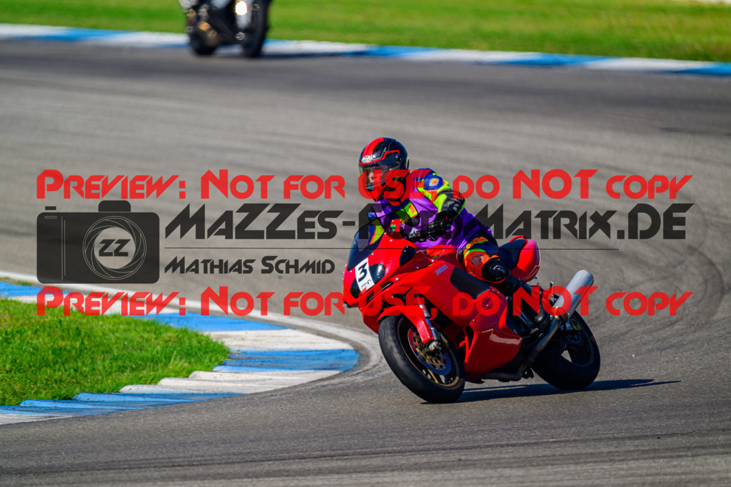 MaZZes_FotoMatrix_240520_6007705_3107 | INST