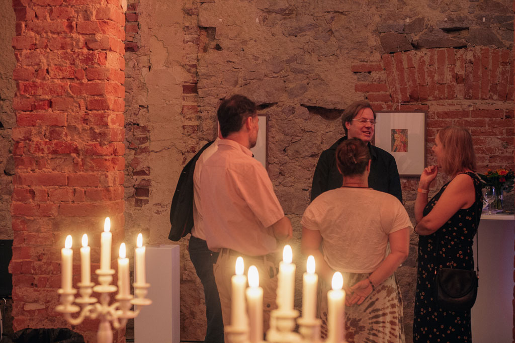 Jan Vogler | Jan Vogler spielt Bach im Forte Belvedere Leisnig zum Festival Hallo Leisnig 2022. - Realisiert mit Pictrs.com