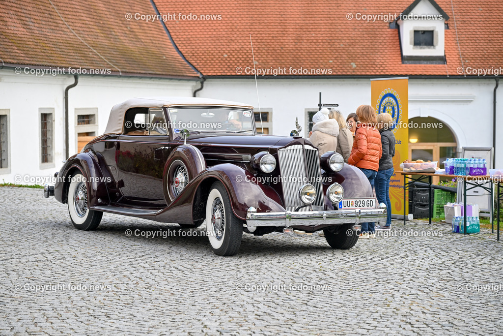 Frauen fuer Frauen_ Charity Oldtimerfahrt_ 04.10.2025-10 | 04.10.2025, Linz, AUT, Oldtimer Charity im Bild Frauen fuer Frauen Oldtimerfahrt, Teilnehmer©Harald Dostal / fodo.media