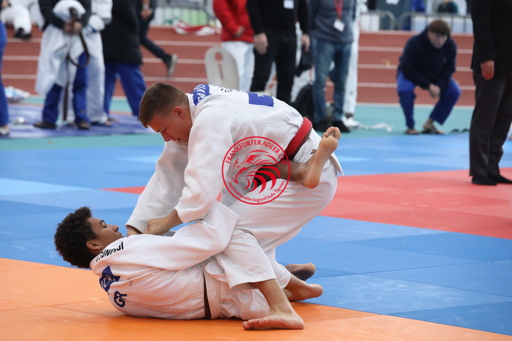 1J7A2772 | Fotos vom Adler Cup - Pictures from Adler Cup

Hier findet Ihr alle Eindrücke und großen Momente der Adler Cup Wochenenden. Here you will find all impressions and great moments of the Adler Cup weekends. - Realisiert mit Pictrs.com