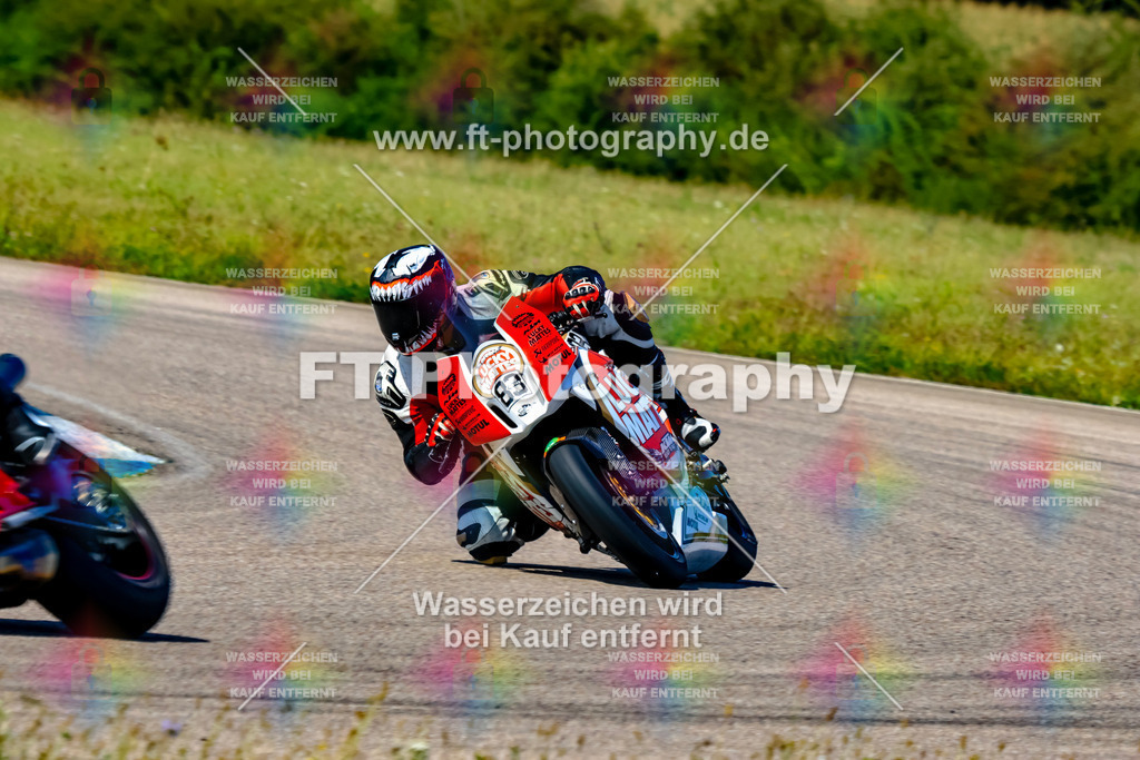 083-3512 | Hier findet Ihr Bilder von Touristenfahrten auf der Nürburgring Nordschleife oder von anderen Veranstaltungen die ich besucht habe. Viel Spass beim Durch Schauen 