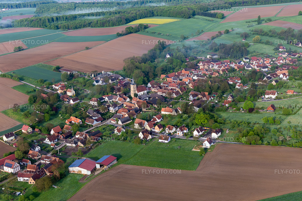 Aerial view: View of the town in Drachenbronn-Birlenbach in the state Bas-Rhin, France.Photo: IMG_113802.jpg taken on 04/29/2019 by Werner Riehm/FLY-FOTO.comResolution of the original: 5472 x 3648 px