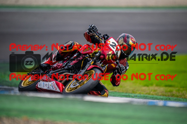 MaZZes_FotoMatrix_220924_7790 | TWIN CUP