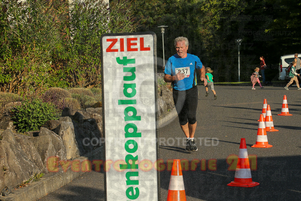 250801_1924_EX1_7844 | Sportfotografie im Rhein-Sieg Kreis, Köln, Bonn, NRW, Rheinland Pfalz, Hessen, etc. Unser Tätigkeitsfeld umfasst den Laufsport vom Volkslauf über den Marathon, Duathlon, Triathon bis zum Ultralauf wie Kölnpfad Ultra oder Schindertrail.
