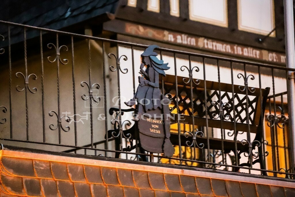 Oberwesel 2023 Hexennacht-2263 | Die Hexennacht in Oberwesel am Rhein findet in der Walpurgisnacht am 30. April statt. - Realisiert mit Pictrs.com