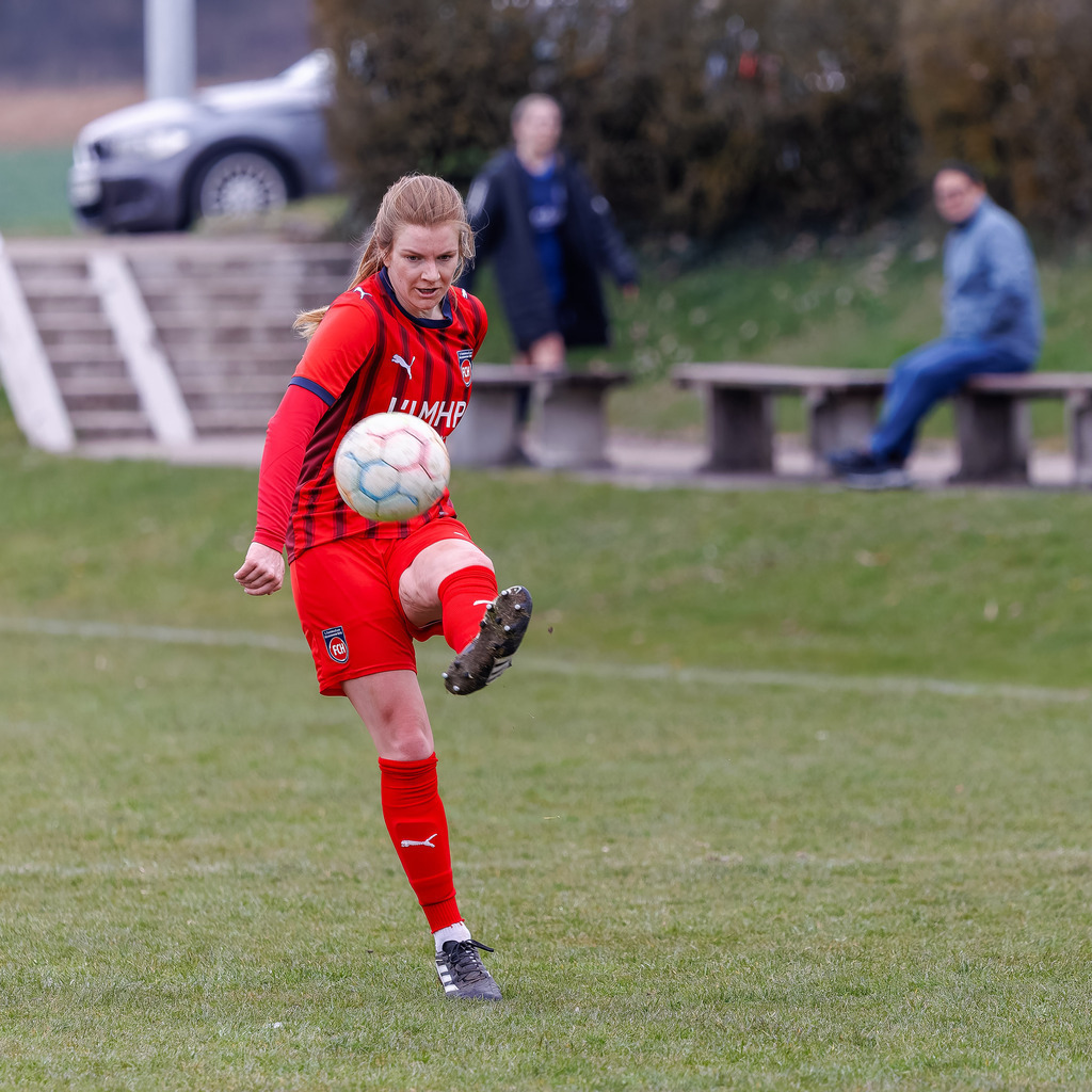HÄRFCH_260404_3-70 | FC Härtsfeld 03 vs. 1.FC Heidenheim 1846 II, Fußball, Frauen, Bezirksliga, 2025/2026, 11. Spieltag, 04.04.2026 in Dunstelkingen (Foto: Michael Bulling) - Realisiert mit Pictrs.com