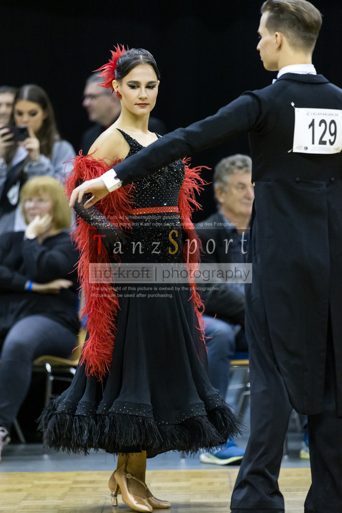 20241102_DC_HGR_Std_08590 | Tanzsportbilder, Standardtanz, Lateintanz, WDSF, DTV, LTVB, dancecomp, goc, hessen tanzt, blaues band der spree, walzer, tango, wiener walzer, slowfox, quickstepp, samba, rumba, cha-cha-cha, paso doble. jive, hd-kroft photography, turniertanzsport