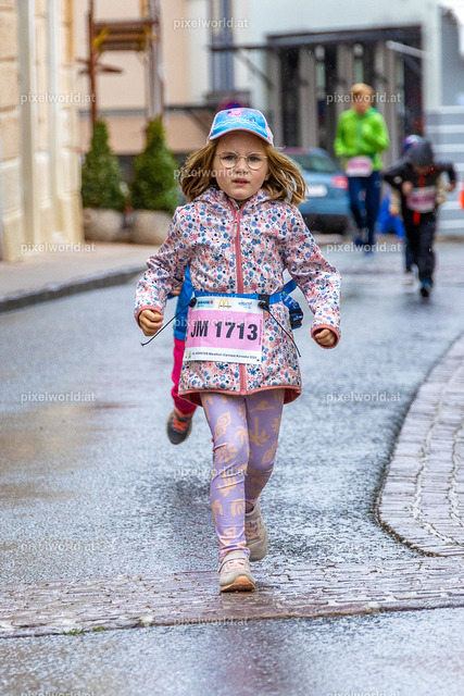 7. Int. Kärnten Marathon 2024 - Juniormarathon | Bildershop von pixelworld.at - Realisiert mit Pictrs.com
