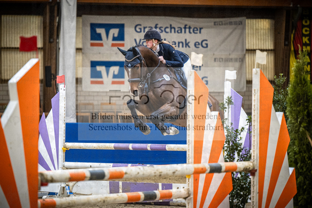 DOS_0802 | Entdecke hochwertige Reitturnierfotos von Foto Oger. Professionell, emotional und authentisch – jetzt Lieblingsmomente im Shop bestellen.Deutschlandweite Turnierfotografie. - Realisiert mit Pictrs.com