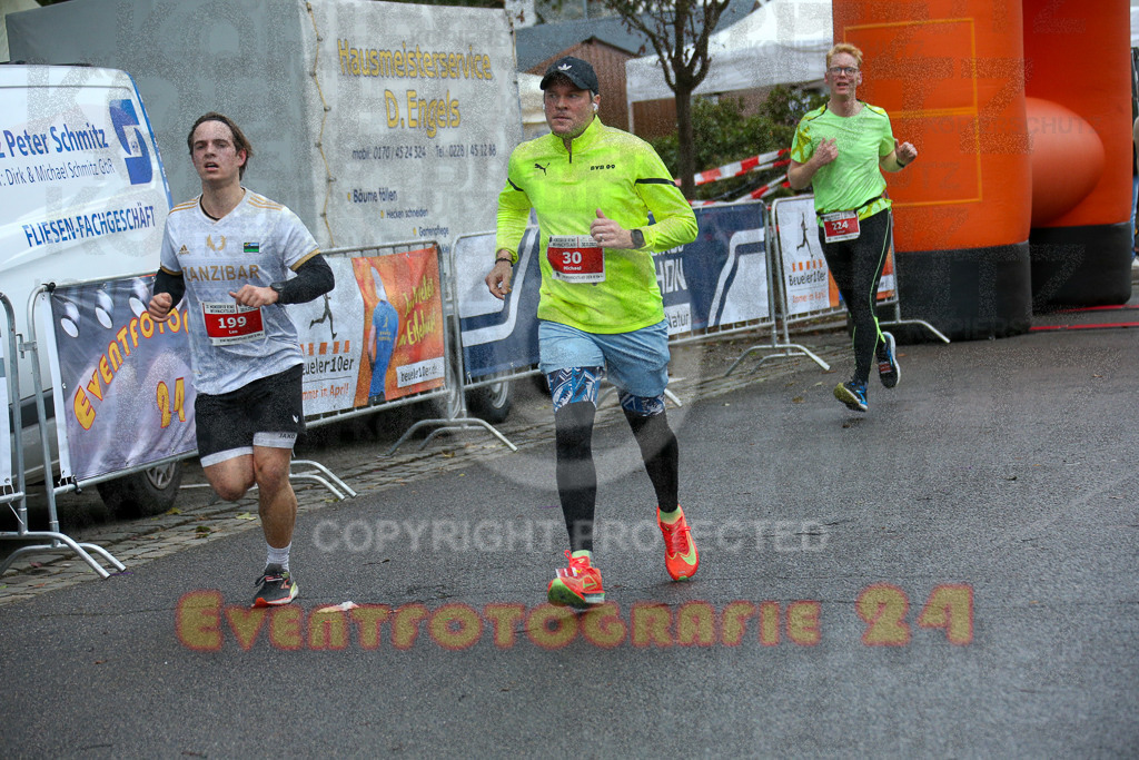 251130_1141_EX1_8298 | Sportfotografie im Rhein-Sieg Kreis, Köln, Bonn, NRW, Rheinland Pfalz, Hessen, etc. Unser Tätigkeitsfeld umfasst den Laufsport vom Volkslauf über den Marathon, Duathlon, Triathon bis zum Ultralauf wie Kölnpfad Ultra oder Schindertrail.