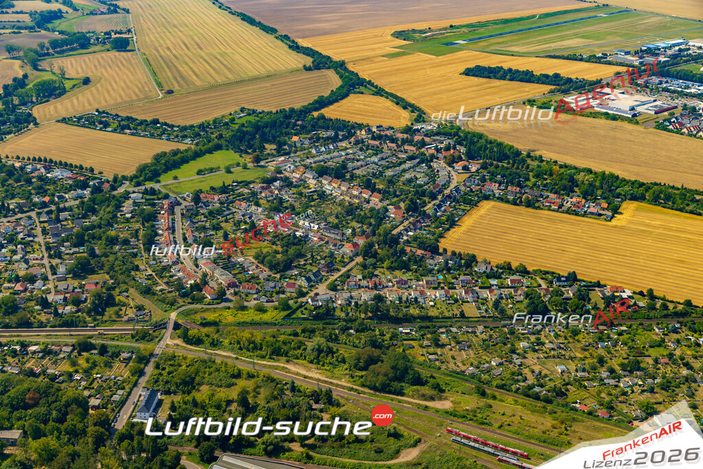 Schöne Luftaufnahme als Geschenk in Salbke Magdeburg - Die Luftbildaufnahme wurde 2025 vom UL-Flugzeug heraus erstellt ( keine Drohne ) - Hochauflösende Luftaufnahme -Nicht vergleichbar mit Google Maps oder Satelittenbilder- Die Geschenkidee !Mit Lizenz und Bildrechte bestellbar