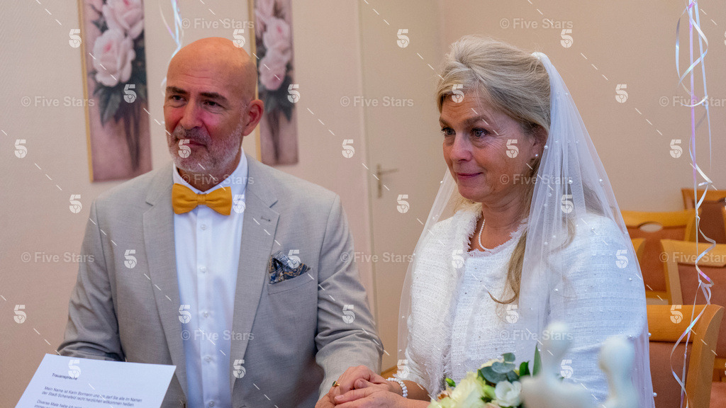 DSC00523_mitLogo7 | Five Stars Fotografie und Videografie fängt Ihre besonderen Momente mit atemberaubenden Bildern und hochwertigen Videos ein. Perfekt für Hochzeiten, Events und mehr – lassen Sie sich von unserer Expertise und Kreativität begeistern.