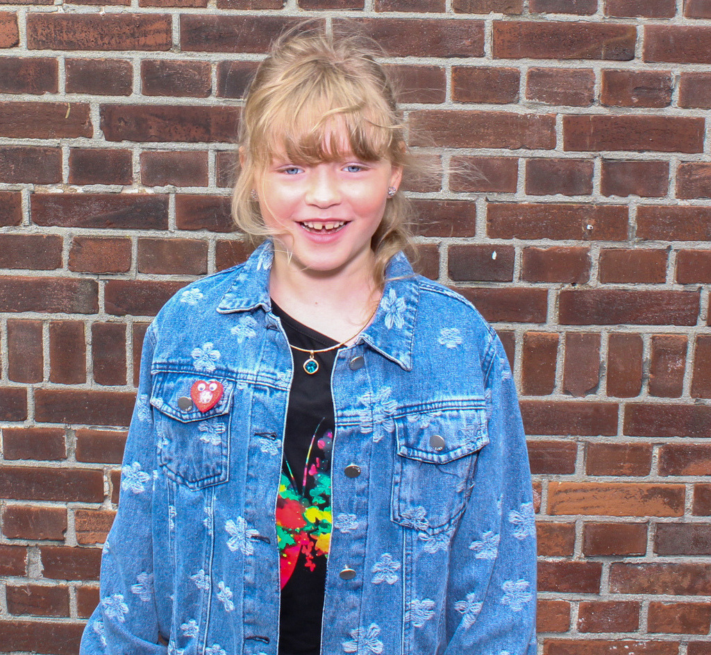 top-top.de-250601-178 | Foto, Video, Fotografie, Videografie, Fotobox, DJ, Discjockey, Musik, Musikbox, Veranstaltung, Photobooth, Amazon, Ebay, Buchtipp, Bestseller, Autor, Verlag, Buch, Wesel, Hamminkeln, NRW, Dinslaken, Rees, Drohne, Hochzeit, Party, Fotobox, Wesel, Fotograf