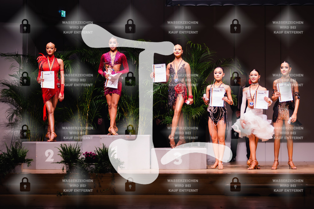 GOC 2025 - WDSF Solo Junior II Latin Female - 2025-08-21-8866 | Webshop for digital downloads and prints of dance sport, event & show photographer Julian Link - Realisiert mit Pictrs.com