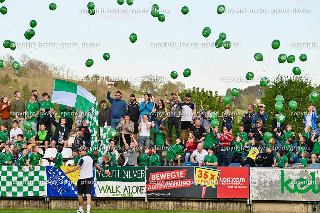 SV Feldkirchen vs. Atus Ferlach 5.5.2023 | Luftballon Aktion SV Feldkirchen, SV Feldkirchen Fans