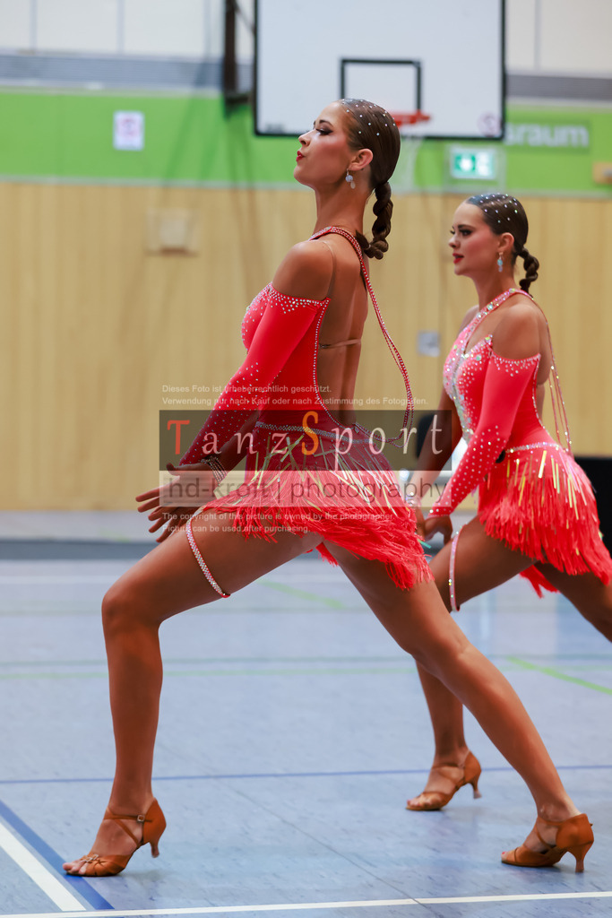 20260307_Solo-Forma_BL2_Nbg09442 | Tanzsportbilder, Standardtanz, Lateintanz, WDSF, DTV, LTVB, dancecomp, goc, hessen tanzt, blaues band der spree, walzer, tango, wiener walzer, slowfox, quickstepp, samba, rumba, cha-cha-cha, paso doble. jive, hd-kroft photography, turniertanzsport