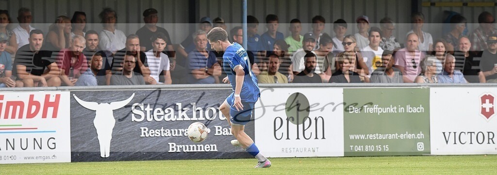 aD5S_5221 | Kaufen Sie Sportbilder im Onlineshop von Andy Scherrer Sportfotografie. Faszinierende Bilder von Sportevents aus der ganzen Schweiz. Fussball, Frauenfussball, Unihockey, Handball, Schwingen und weiteren Sportarten. - Realisiert mit Pictrs.com