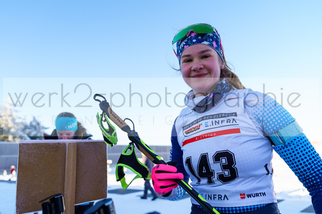DSC Oberwiesenthal | Vom 19. - 21. Januar fand in der Sparkassen-Skiarena Oberwiesenthal der DSV E.INFRA Schülercup Biathlon statt.