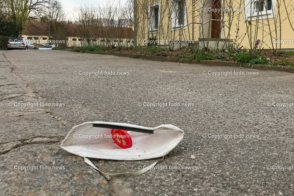 Corona_ 5 Jahre Covid Lockdown_ 15.03.2025-27 | 15.03.2025, Linz, AUT, Corona, 5 Jahre Covid Lockdown, im Bild Stadtansichten, Themenbild, Maske, Strasse, weggeworfen, Schutz, SARS, Virus