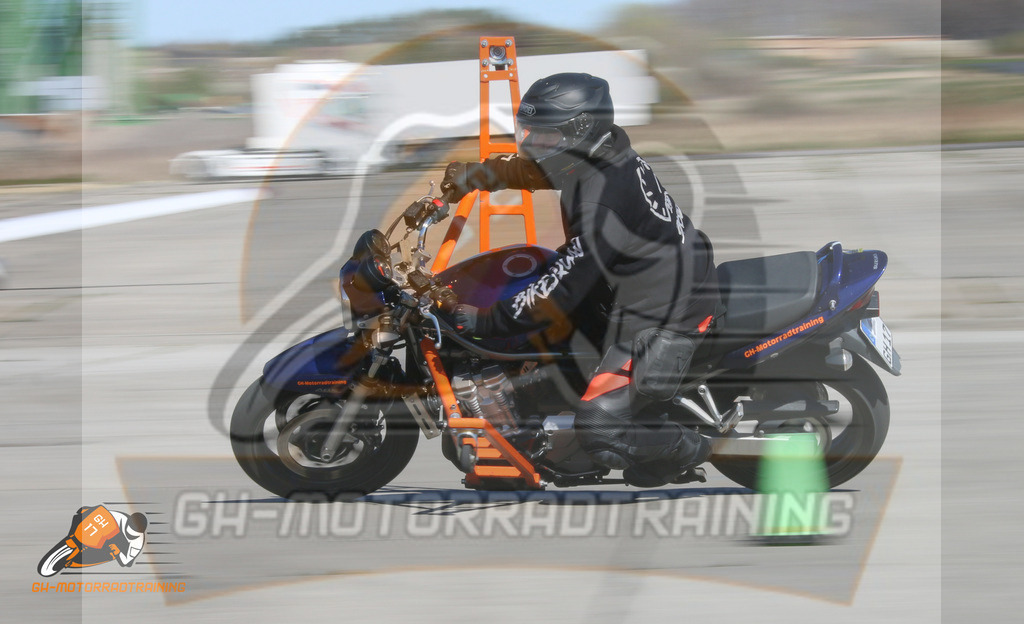 IMG_9457 | gh-motorradtraining-foto.de - Realisiert mit Pictrs.com