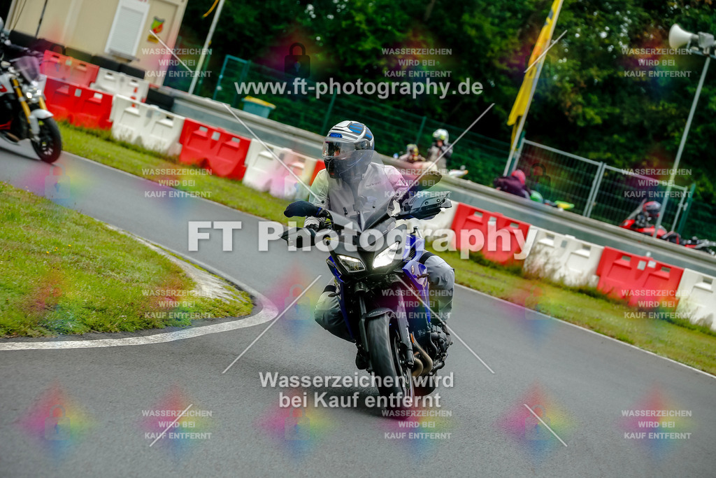 VBK-3628 | Hier findet Ihr Bilder von Touristenfahrten auf der Nürburgring Nordschleife oder von anderen Veranstaltungen die ich besucht habe. Viel Spass beim Durch Schauen 