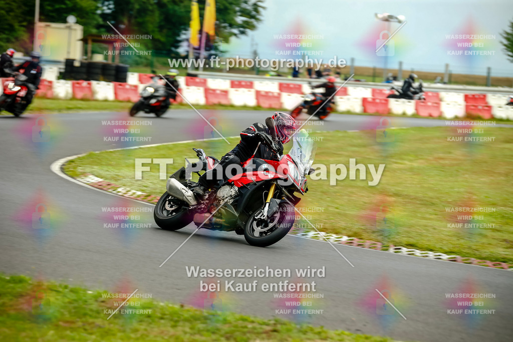 VBK-4299 | Hier findet Ihr Bilder von Touristenfahrten auf der Nürburgring Nordschleife oder von anderen Veranstaltungen die ich besucht habe. Viel Spass beim Durch Schauen 