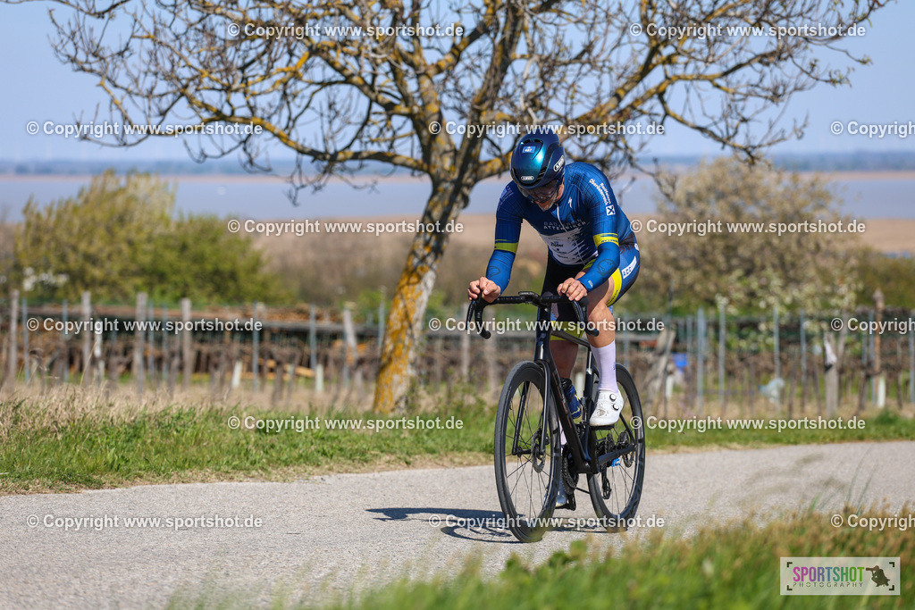 IMG_9825 | @sportshot_your_pictrs #yourpictures#roadtowm2029 #nrm #neusiedlerseeradmarathon #neusiedlersee #neusiedlerseetourismus #burgenland #mörbisch #nrm26 #burgenlandtourismus #voglundco #poweredbyburgenlandtourismus #radsport #rad #marathon #ucigranfondo #visitburgenland #ucigranfondoworldseries