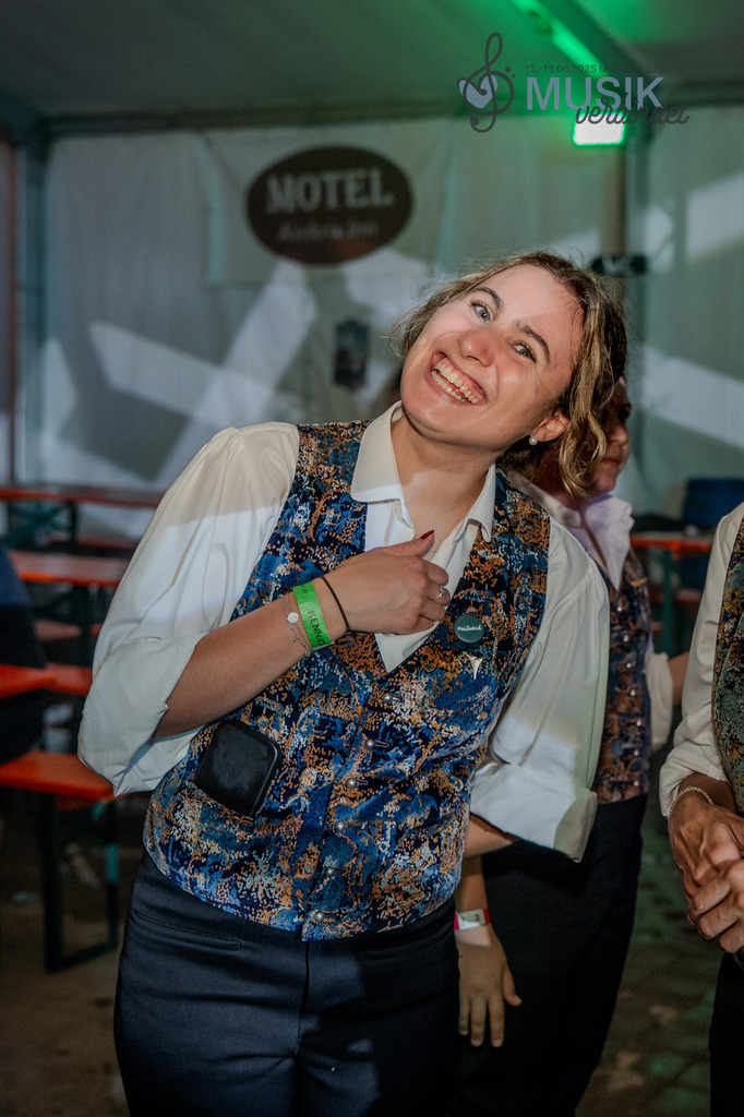 DSC_5099 | "Fussifoto.com – Ihr Ansprechpartner für hochwertige Fotografie! Entdecken Sie kreative Bilder und professionelle Dienstleistungen. Kontaktieren Sie uns für Ihre Projekte!"