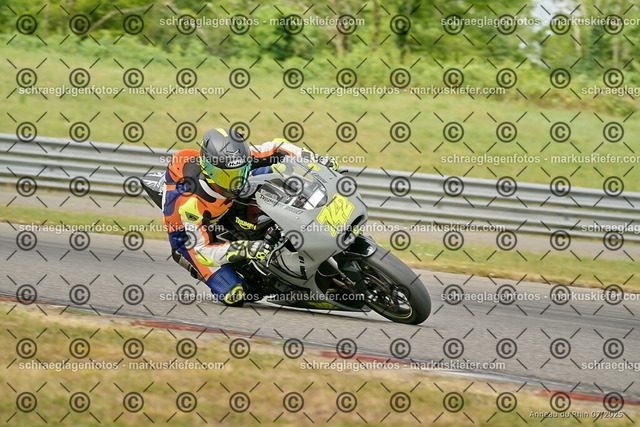 25bt05-0397 | markuskiefer.com - Realisiert mit Pictrs.com