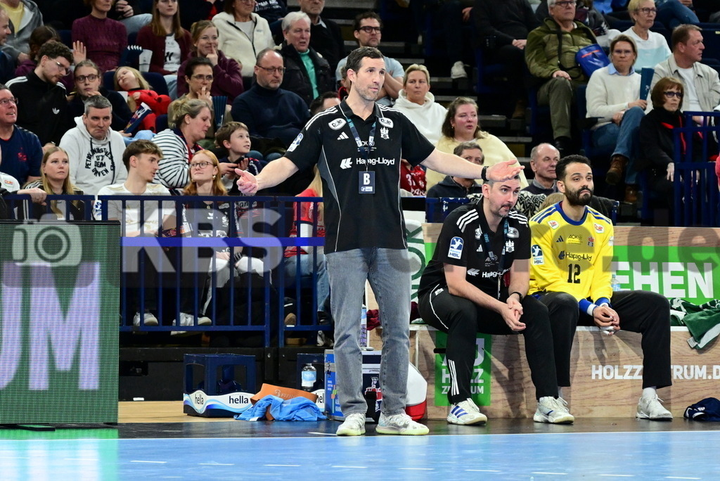 KBS Picture_HSVH-SGFl-Handewitt_004 | Jansen Torsten Trainer (HSV Hamburg) ,Sportarena :  Barclays Arena Hamburg, - Realisiert mit Pictrs.com