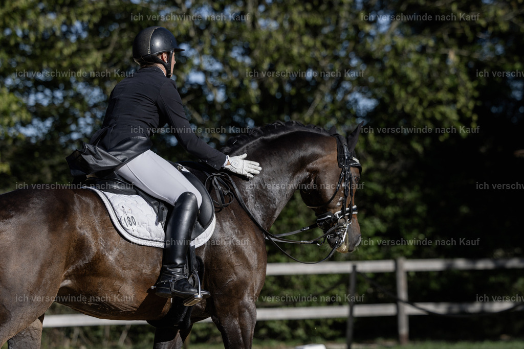 FHC2026_P09_180_18694 | Fichtenhof Classics 2026 – Grand Prix de Dressage - VOLTAIRE Design Preis, Reitanlage Fichtenhof, Sch ftlarn