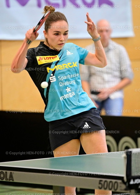 20220910-7008a-tt-lang-anroe-HEN-FOTO | 10.09.2022 Tischtennis Saison 2022 2023 2. Bundesliga Damen TSV Langstadt II - TTK Anröchte (5:5) v. li. Alena Lemmer (Langstadt) (Foto: Peter Henrich) xpeterxhenrichx - Realisiert mit Pictrs.com