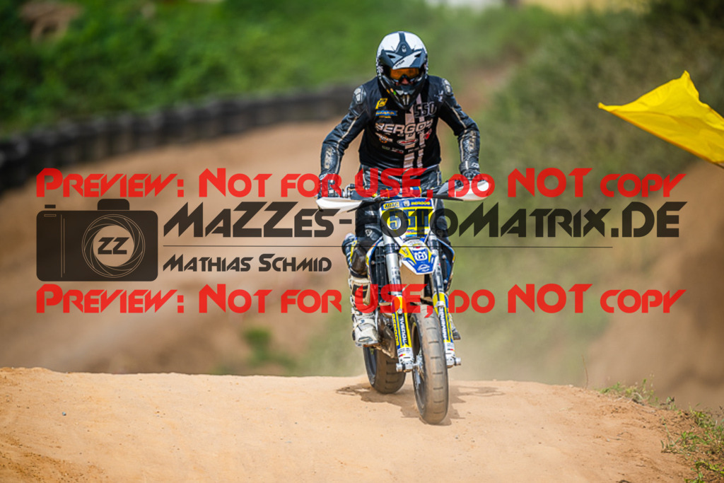 MaZZes_FotoMatrix_220528_7564 | Fotograf Mathias Schmid
Sportfotograf,
Eventfotograf,
Hochzeitsfotograf,
Portraitfotograf