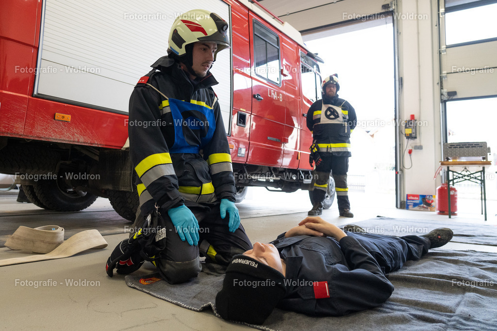 20230430 APLE Prüfung Neusiedl-5 | Fotografie Woldron
