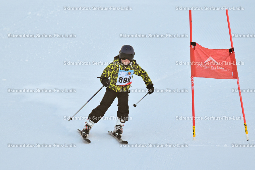 SRF_25.12.2025_0300 | Skirennfotos,Serfaus,Fiss,Ladis,Kinderskirennen,Winter,Tirol,Oberland,skirace,SFL,feelfree,weil wir's genießen,ski,Ski,skifahren,Sonnenplateau, - Realisiert mit Pictrs.com