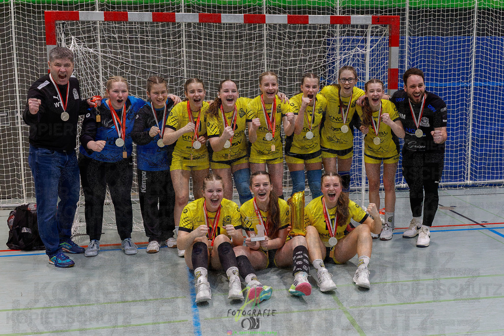 Hessenmeisterschaft wJC - Finale; HSG Kleenheim - HSG Weiterstadt/ Braunsh.Worf. | Hessenmeisterschaft wJC - Finale; HSG Kleenheim - HSG Weiterstadt/ Braunsh.Worf. am 22.03.2025 in Biedenkopf (Sporthalle Lahntalschule)Photo © 2025 - Jörg Heinrich - Realisiert mit Pictrs.com
