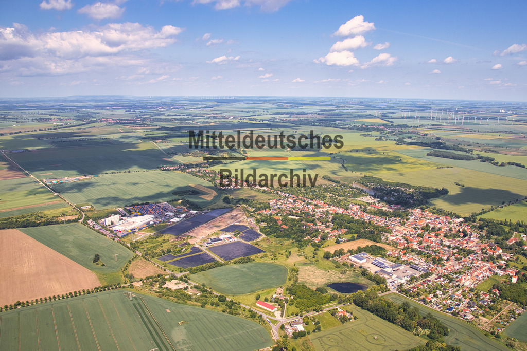 16_Börde-Hakel_IMG_Harz_grün_4338 | Die schönsten Luftbilder von Sachen-Anhalt & Mitteldeutschland als Bilddatenbank zur kommerziellen Nutzung. Nutzen Sie unsere Erfahrung seit 2005 in der Luftbildfotografie. - Realisiert mit Pictrs.com