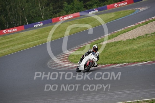 2024_05_24_PBK_13394 | Sportfotografie; SlowMotion; Video; Rennstrecke; Hafeneger; Speer; Racing; RSE; BMW; CBO; Trackday; Motorsportarena; Hockenheimring; Brno; Most; Barcelona; Valencia