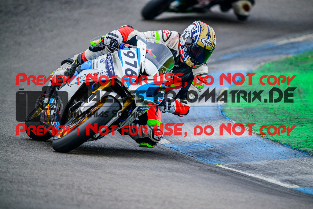 MaZZes_FotoMatrix_240614_6007705_5643 | WEISS