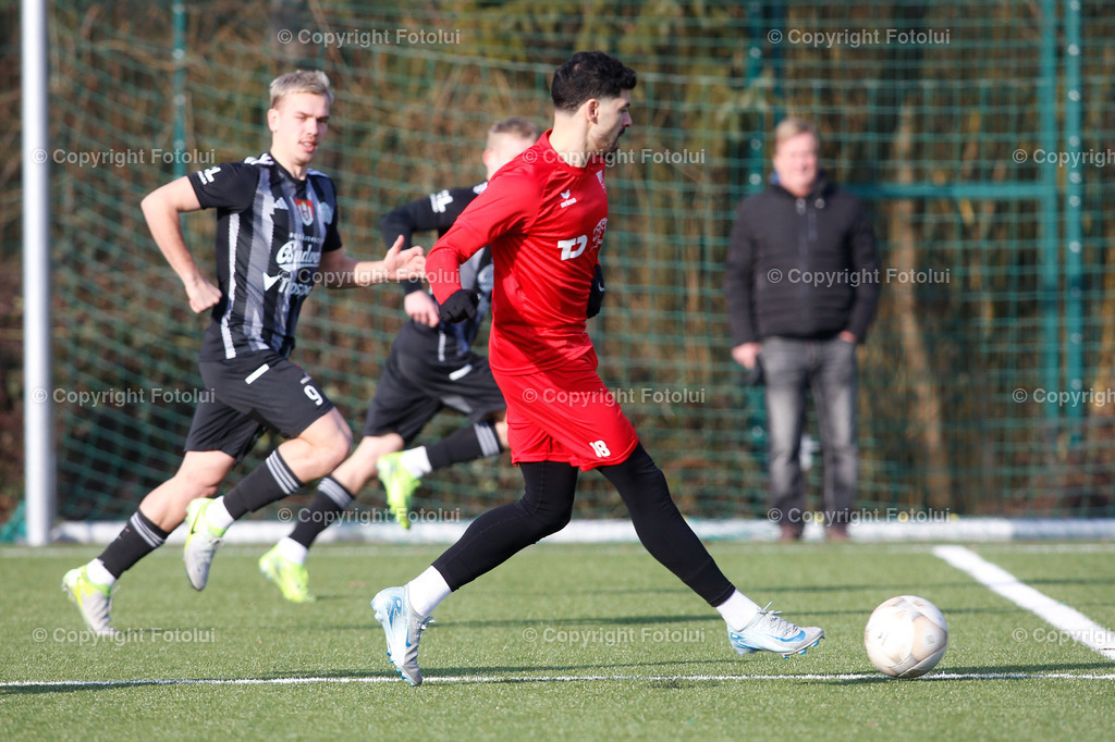A_LUI_250125_03 | SPORT FUSSBALL TESTSPIEL ASKOE OEDT -SK DYNAMO BUDWEIS 25.01.2025 IM BILD:BUENYAMIN KARATAS ( OEDT)    FOTO:FOTOLUI