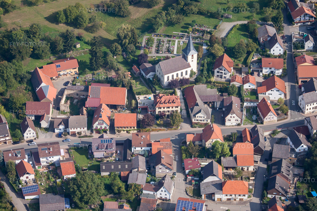 Luftbild: Laurentiuskirche im Ortsteil Adersbach in Sinsheim im Bundesland Baden-Württemberg in Deutschland. Foto: IMG_45588-1635.jpg vom 25.09.2011 durch Werner Riehm/FLY-FOTO.de