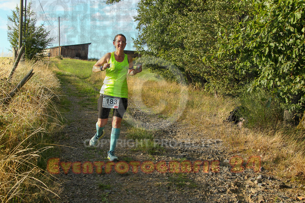 250801_1919_EV4_8542 | Sportfotografie im Rhein-Sieg Kreis, Köln, Bonn, NRW, Rheinland Pfalz, Hessen, etc. Unser Tätigkeitsfeld umfasst den Laufsport vom Volkslauf über den Marathon, Duathlon, Triathon bis zum Ultralauf wie Kölnpfad Ultra oder Schindertrail.