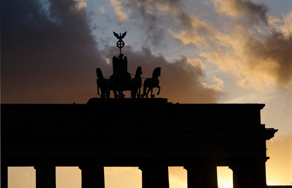 Brandenburger Tor | Berlin, Deutschland - April 08, 2011: Brandenburger Tor. - Realisiert mit Pictrs.com