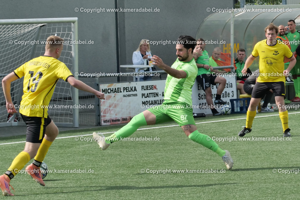 Fußball : Bezirksliga : SV 08/29 Friedrichsfeld - Borusia Veen am 10.05.2026 in Voerde Friedrichsfeld | Fußball : Bezirksliga : SV 08/29 Friedrichsfeld - Borusia Veen am 10.05.2026 in Voerde Friedrichsfeld - Realisiert mit Pictrs.com