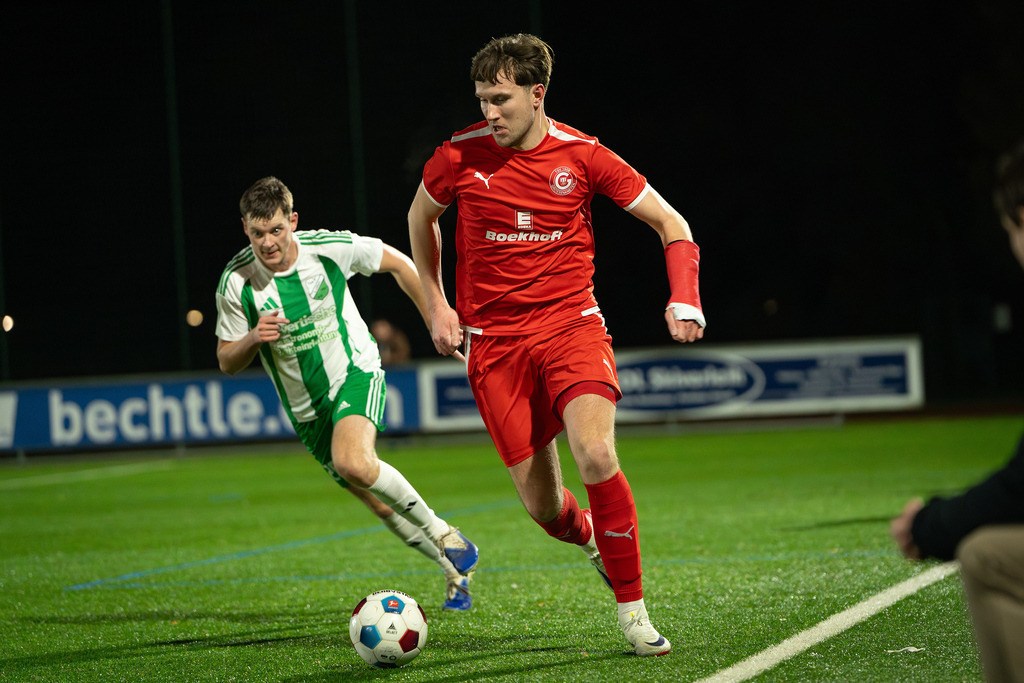 Fußball I Herren I Saison 2025-2026 I Freundschaftsspiel I TSV Grossenkneten - TuS Lutten I 0963 | jns.sportfotos - Realisiert mit Pictrs.com