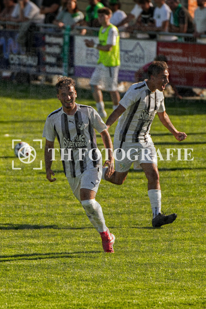 GER, FC Zell - FC Wittlingen, Fussball, Rothaus Bezirkpokal, Finale, Saison 2024/2025, 29.05.2025 | GER, FC Zell - FC Wittlingen, Fussball, Rothaus Bezirkpokal, Finale, Saison 2024/2025, 29.05.2025Foto: TH Fotografie/Alessio Bosco
