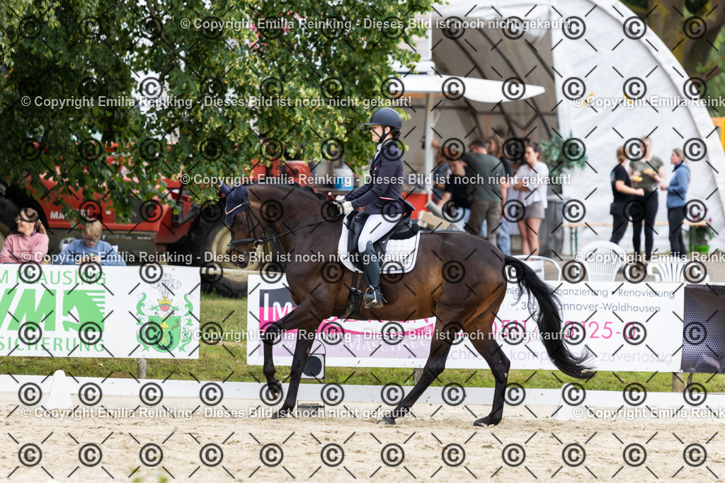 CL5A8048 | Emilia Reinking Fotografie - Realisiert mit Pictrs.com