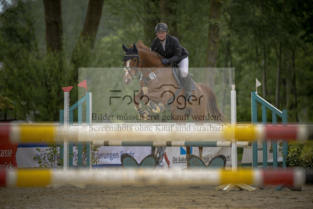 20240505-DOS_8198 | Entdecke hochwertige Reitturnierfotos von Foto Oger. Professionell, emotional und authentisch – jetzt Lieblingsmomente im Shop bestellen.Deutschlandweite Turnierfotografie. - Realisiert mit Pictrs.com