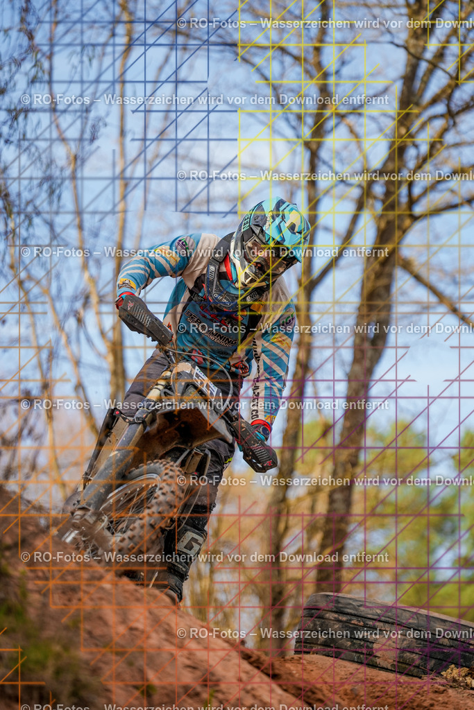 3 Lauf Mernes-2086 | Sportfotografie von RO-Fotos: Motorsport, Motocross, Enduro, Laufveranstaltungen und Triathlon. Professionelle Fotos von Sportlern und Events. - Realisiert mit Pictrs.com